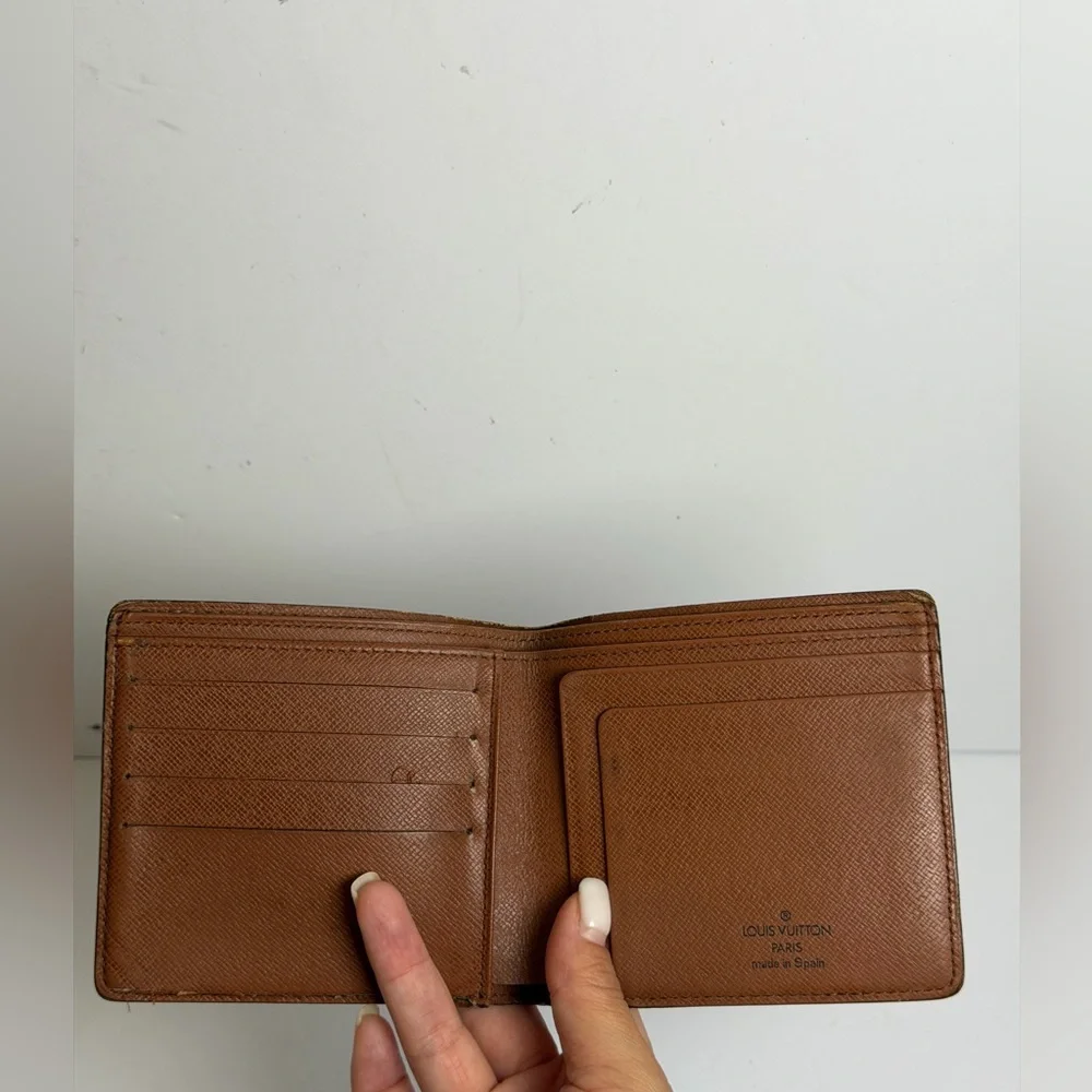 Louis Vuitton Monogram Bifold Wallet
